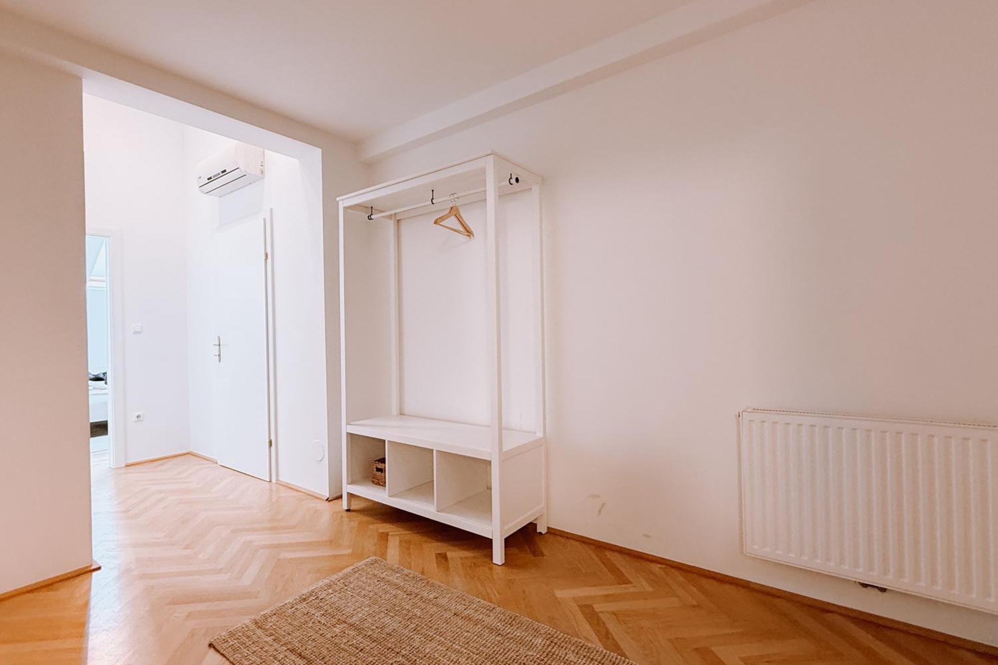 90Qm, 3 Bedrooms, Near Schoenbrunn, Balcony - Axara Housing Vienna Exterior photo